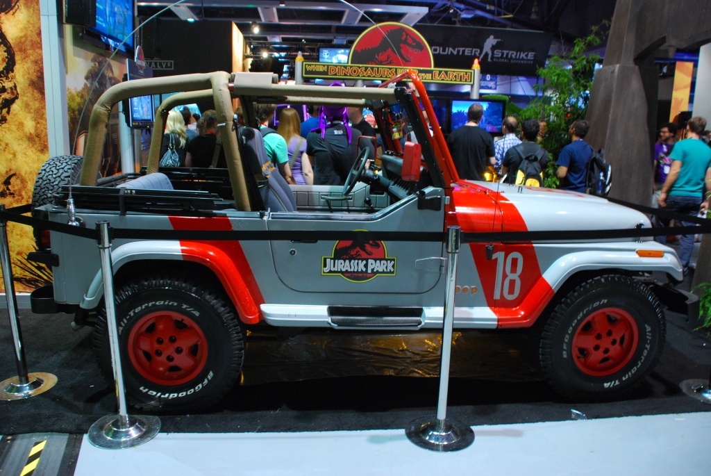 Jeep_Wrangler_Jurassic_Park.jpg